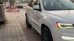 جیپ گراند شیرۆکی